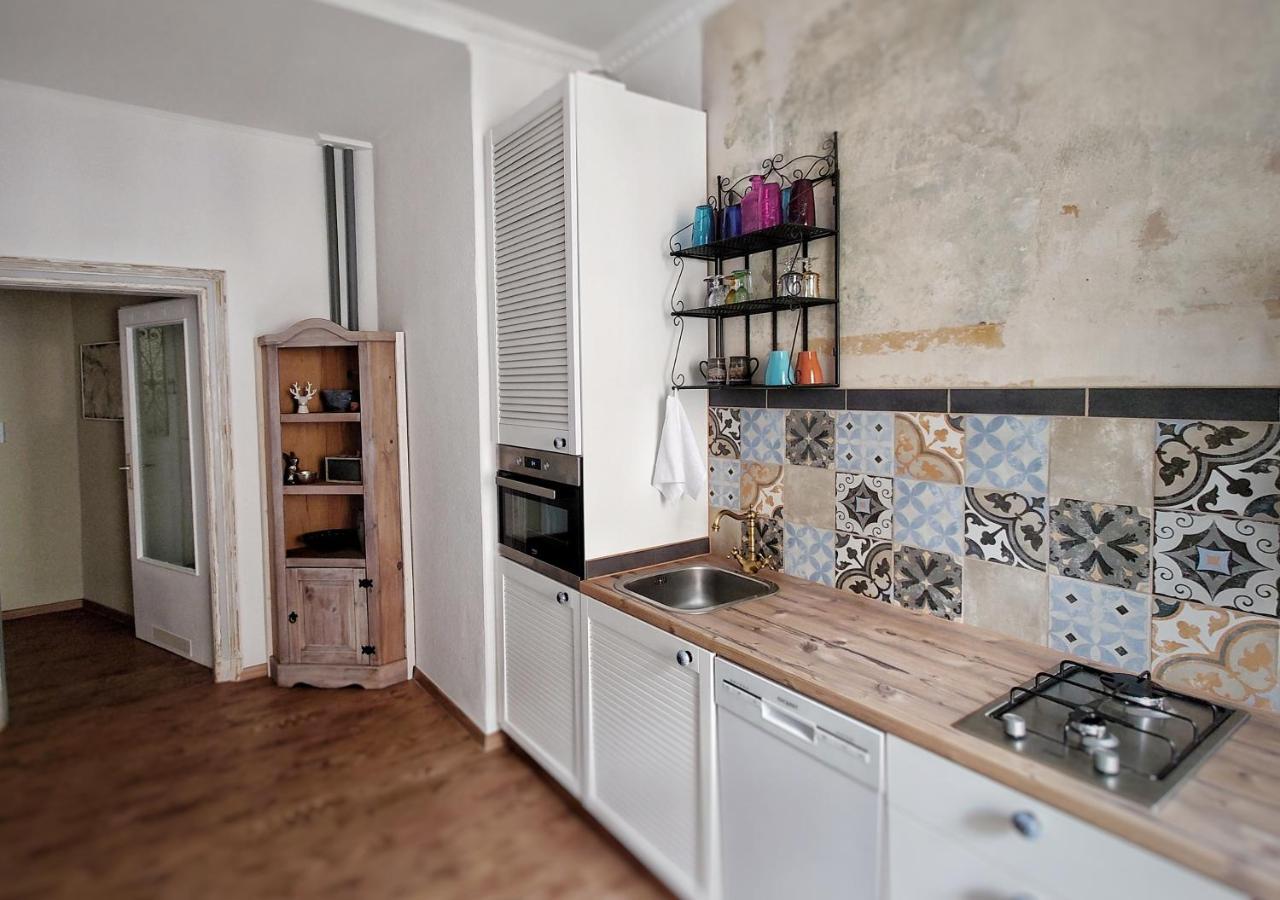 Flat In Neo Country Style Aus Gruenderzeit Bis 6 Person Leilighet Leipzig Eksteriør bilde