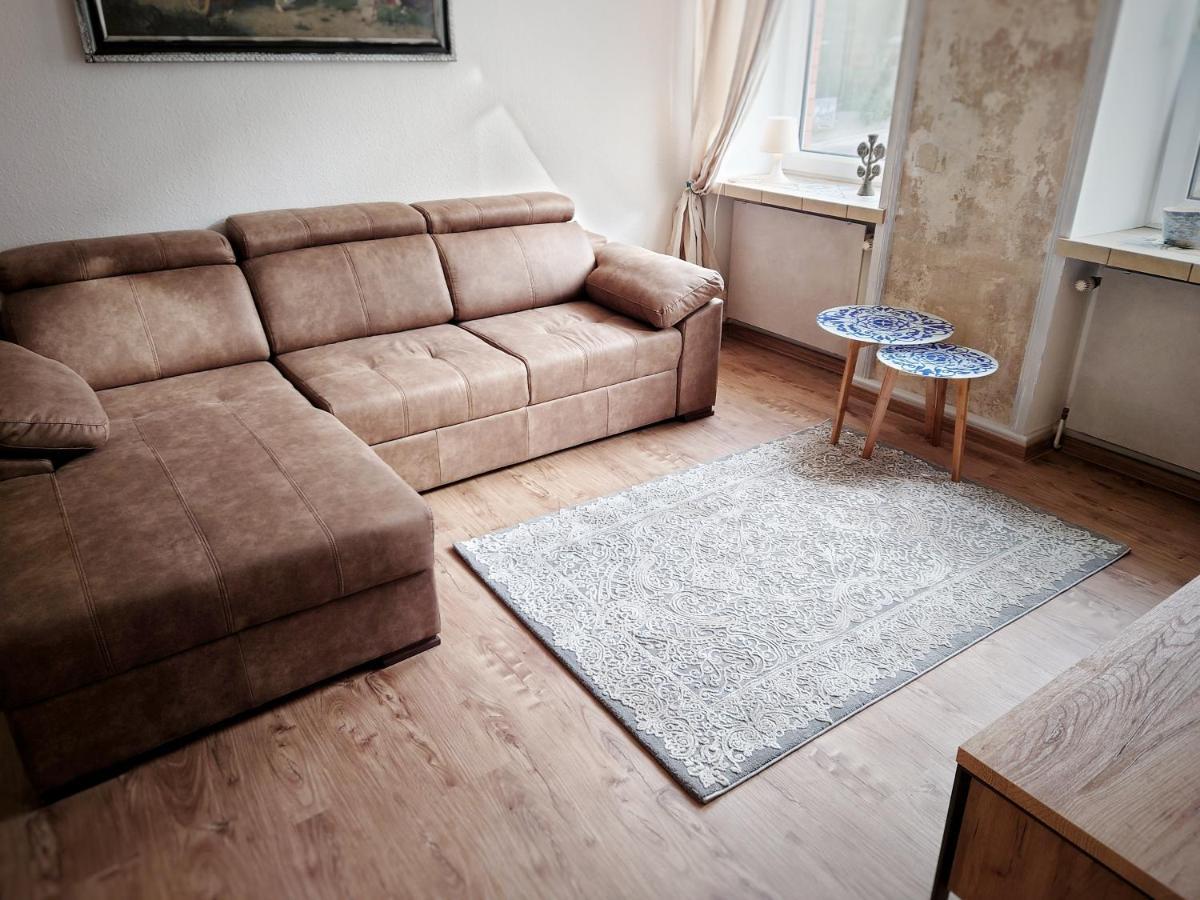 Flat In Neo Country Style Aus Gruenderzeit Bis 6 Person Leilighet Leipzig Eksteriør bilde
