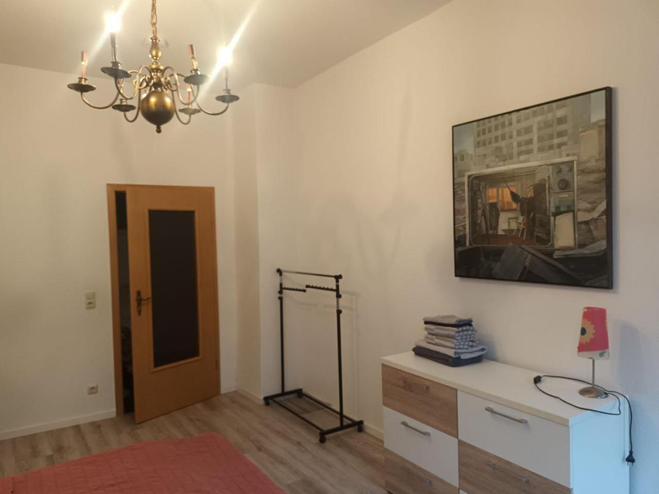 Flat In Neo Country Style Aus Gruenderzeit Bis 6 Person Leilighet Leipzig Eksteriør bilde