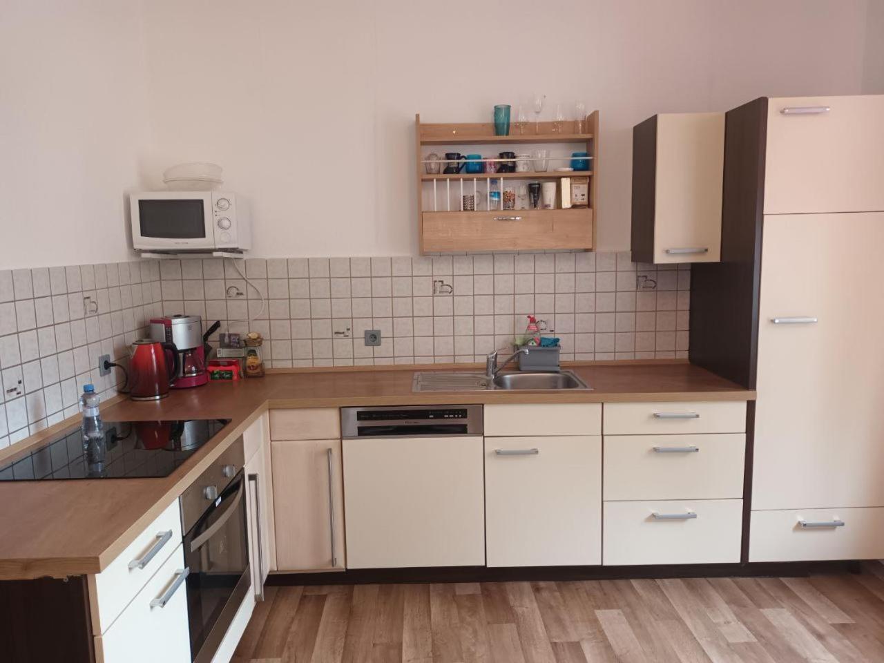 Flat In Neo Country Style Aus Gruenderzeit Bis 6 Person Leilighet Leipzig Eksteriør bilde