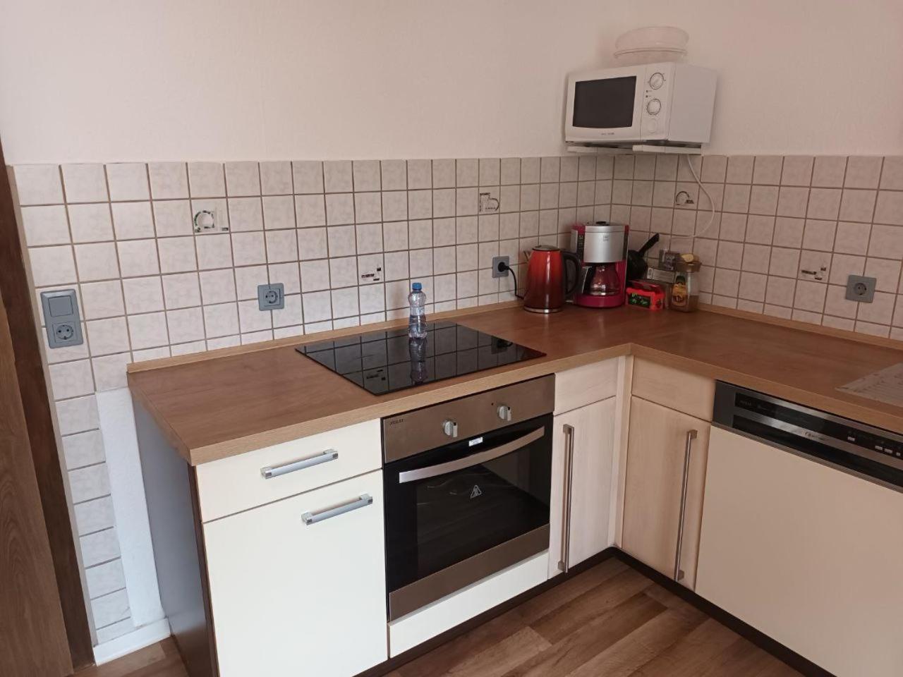 Flat In Neo Country Style Aus Gruenderzeit Bis 6 Person Leilighet Leipzig Eksteriør bilde