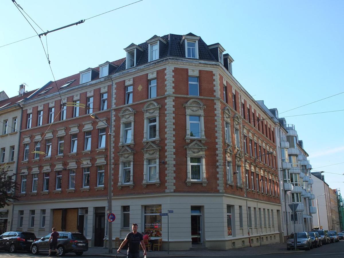 Flat In Neo Country Style Aus Gruenderzeit Bis 6 Person Leilighet Leipzig Eksteriør bilde